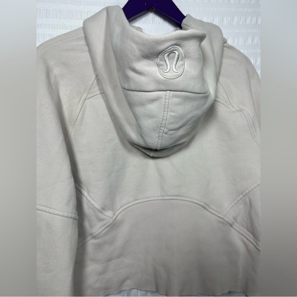 Lululemon Scuba Hoodie Half Zip Heathered
Bone/Cream Size XS/S - Picture 3 of 14